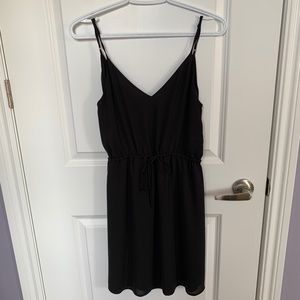 BABATON Flowy Dress w Tie Front